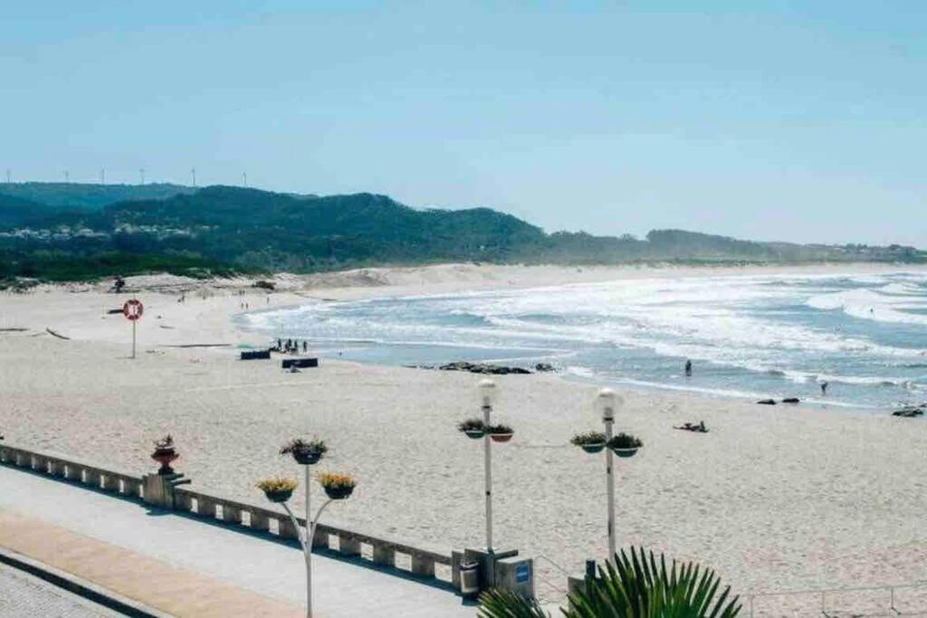 Villa - Ancora - 300 Metres De L'Ocean 维拉·普拉亚·德·安科拉 外观 照片